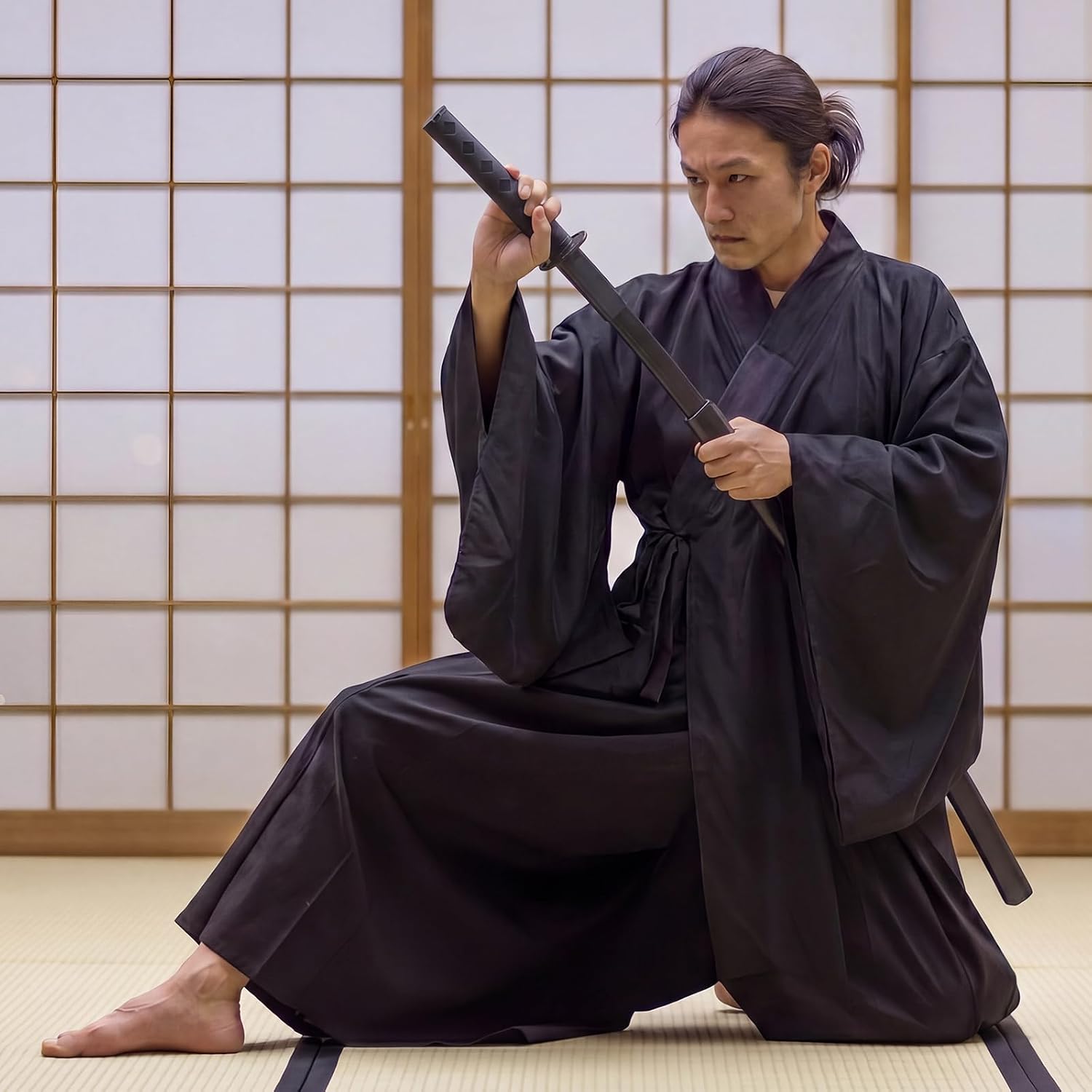 Chicingyou 2 Pcs Black Robe Samurai Set with 3D Retractable Sword