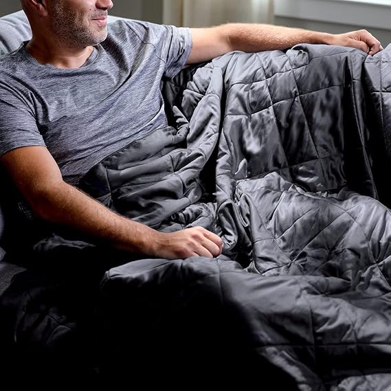 LUXOME Lightweight Blanket | 100% Rayon (Viscose) from Bamboo Fabric & Fill | King/Cal King - 98x92 | Thermal-Regulating | Charcoal