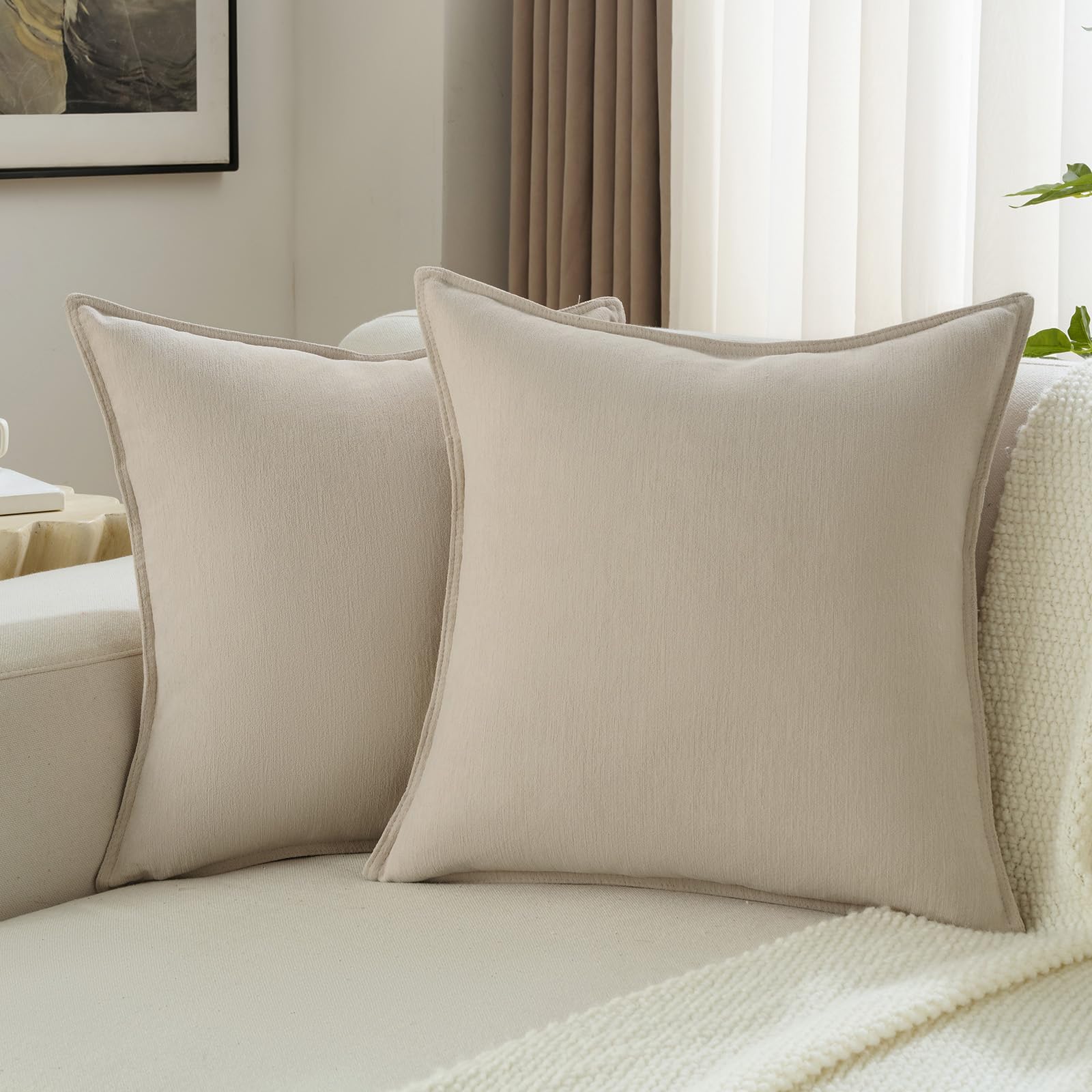 FUTEI Set of 2 Soft Chenille 45x45 cm Cushion Covers Edges Stitched Piped Scatter Pillow Covers 45 x 45 cm Modern Farmhouse Accent for Sofa Bedroom Living Room, Beige