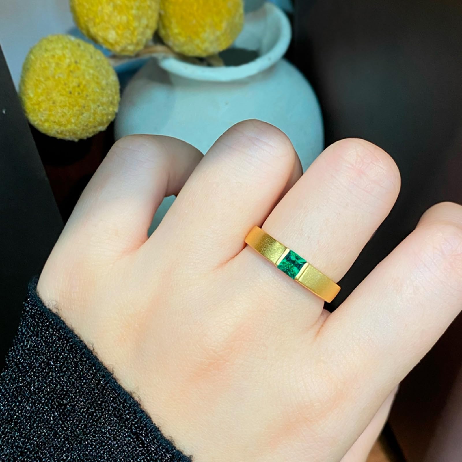 Anillo de mujer de oro auténtico, solitario con esmeralda de 0,3 quilates