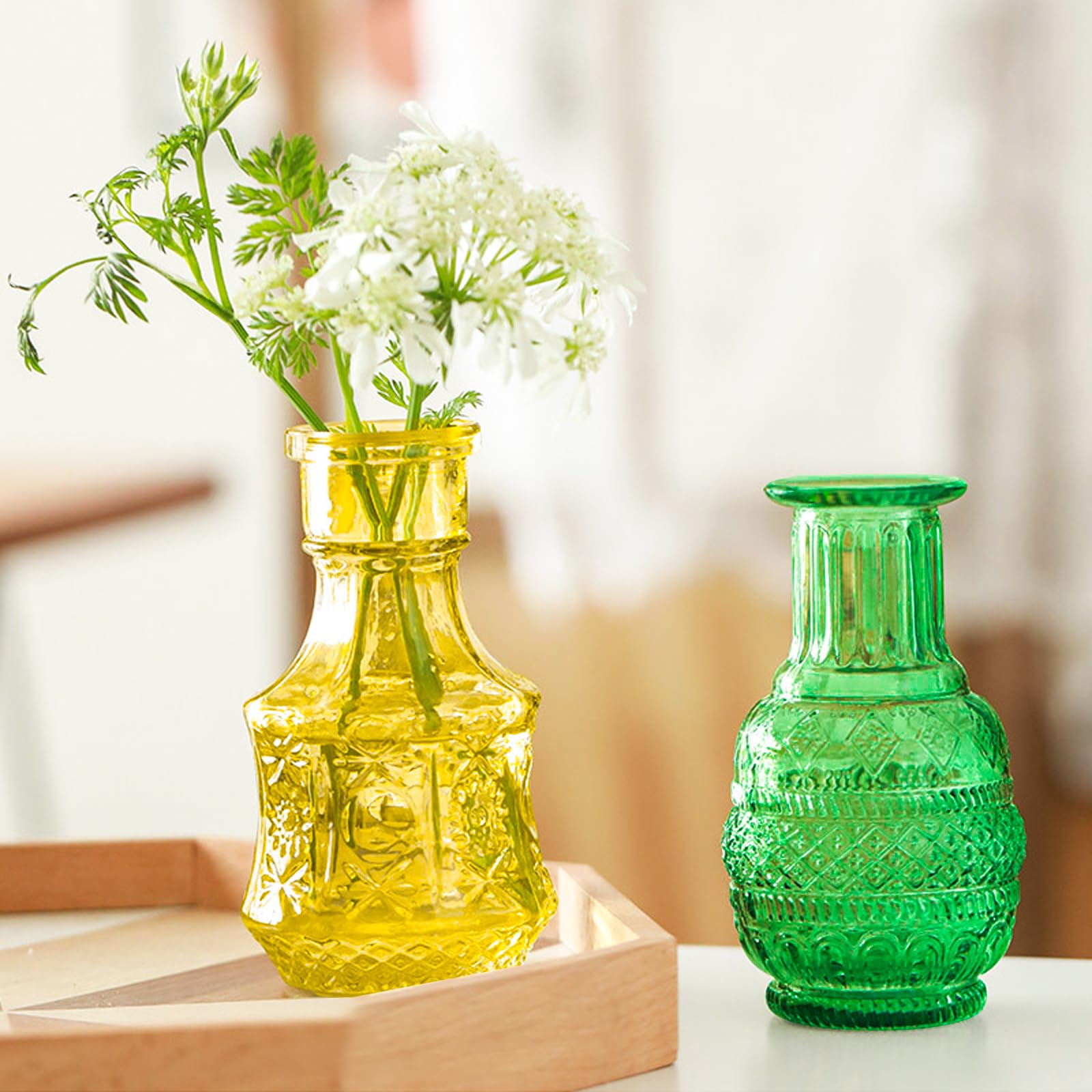 KOIUEYW Mini-Blumenvasen aus farbigem Kristallglas, Vintage-Stil, für Blumen, Tischdekoration, Hochzeiten, Wohndekoration und Partys, 24er-Set