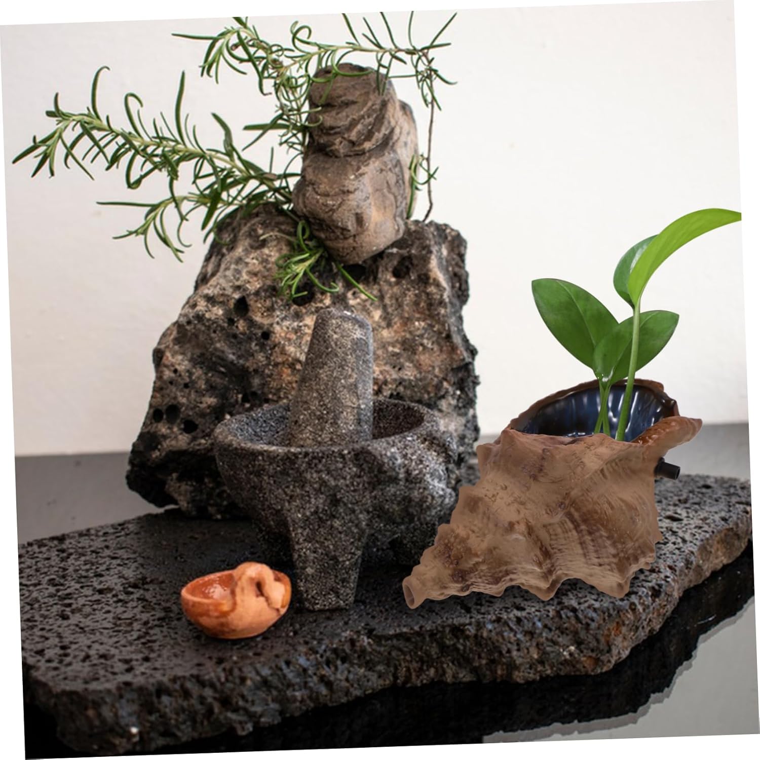VOSAREA Ceramic Conch Water Fountain for Garden Outdoor Water Feature for Landscaping Versatile Use Ceramic Material Courtyard Aesthetics