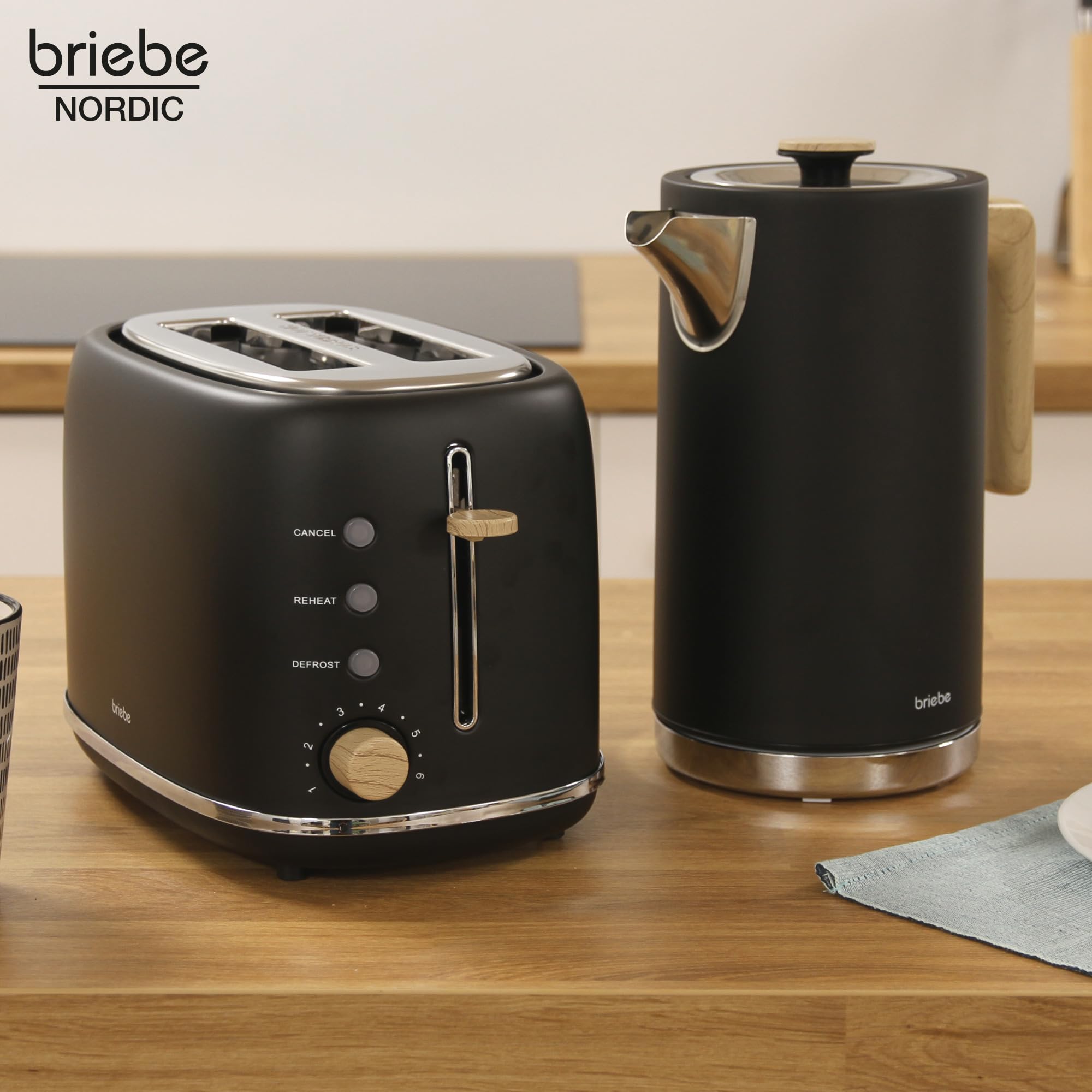 briebe Nordic Ensemble Grille Pain 2 Fentes Tranches Larges, 6 Niveaux de Dorage + Bouilloire Électrique 1,7 L sans Fil, 2200 W, sans BPA, Pack Petit Déjeuner Électroménager, Design Nordique, Noir