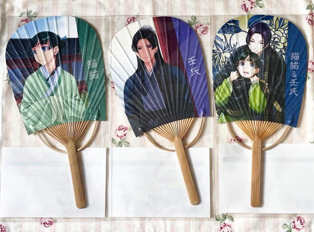 JR東海✕『薬屋のひとりごと』コラボ 扇子 猫猫 壬氏 の 京 扇子 ご予約受付中】JR東海×『薬屋のひとりごと』 コラボ扇子 猫猫、壬氏の
