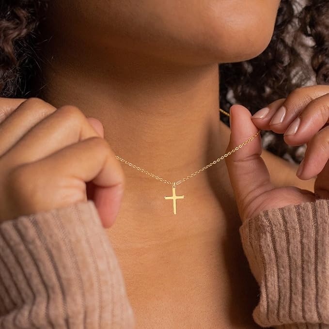 Moodear Cross Necklace for Women, 14K Gold Plated Chain Necklace Dainty Cross Pendant Necklace Simple Necklaces for Women Gold Jewelry for Women