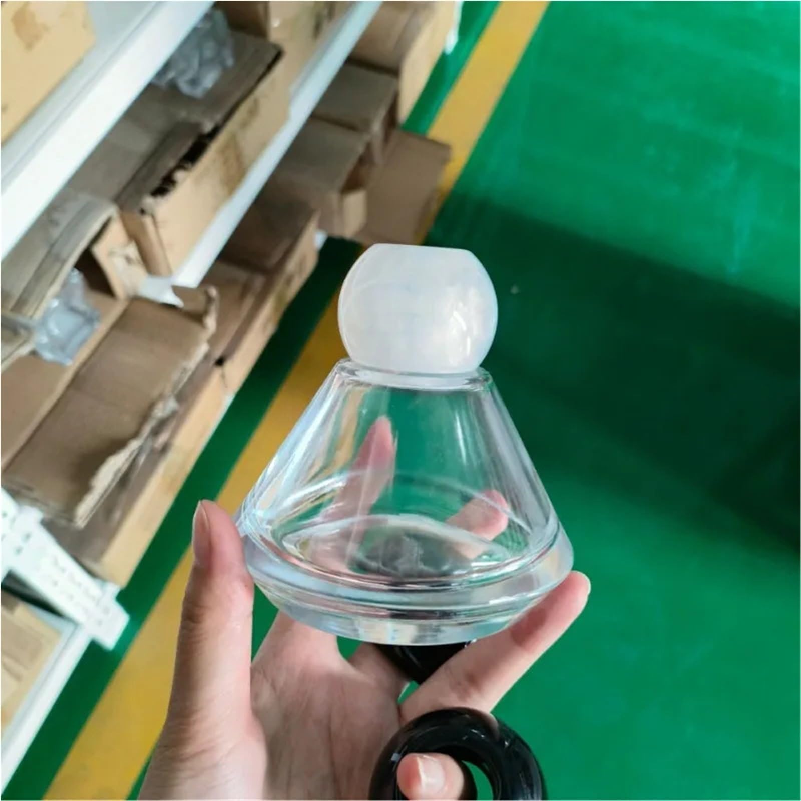 Botella de Vidrio difusor caña 6 Piezas 100 ml para Aceites Esenciales | Botella de vidrio en forma de cono for aceites aromáticos y varillas de caña(Color1)