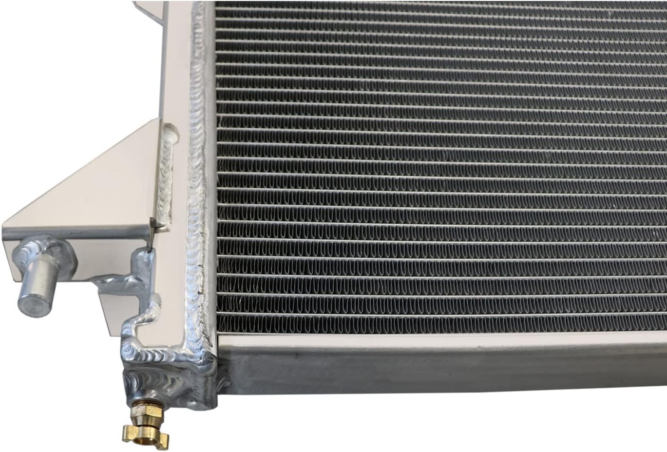 3 Row Core All Aluminum radiator Compatible With 1996-2007 2000 2001 2002 2003 2004 2005 2006 Ford Taurus Mercury Sable 3.0L 3.4L V6 AT