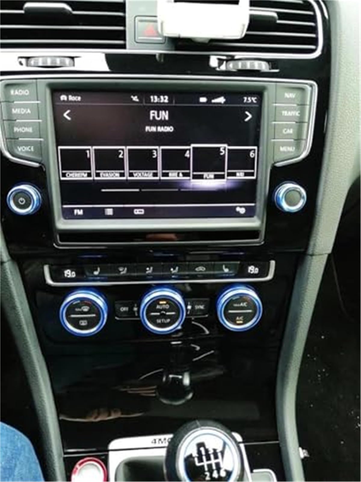 Wivplex Manopola dell'aria condizionata per Golf Mk7 2016-2020 Pulsante controllo volume audio Cerchio decorazione