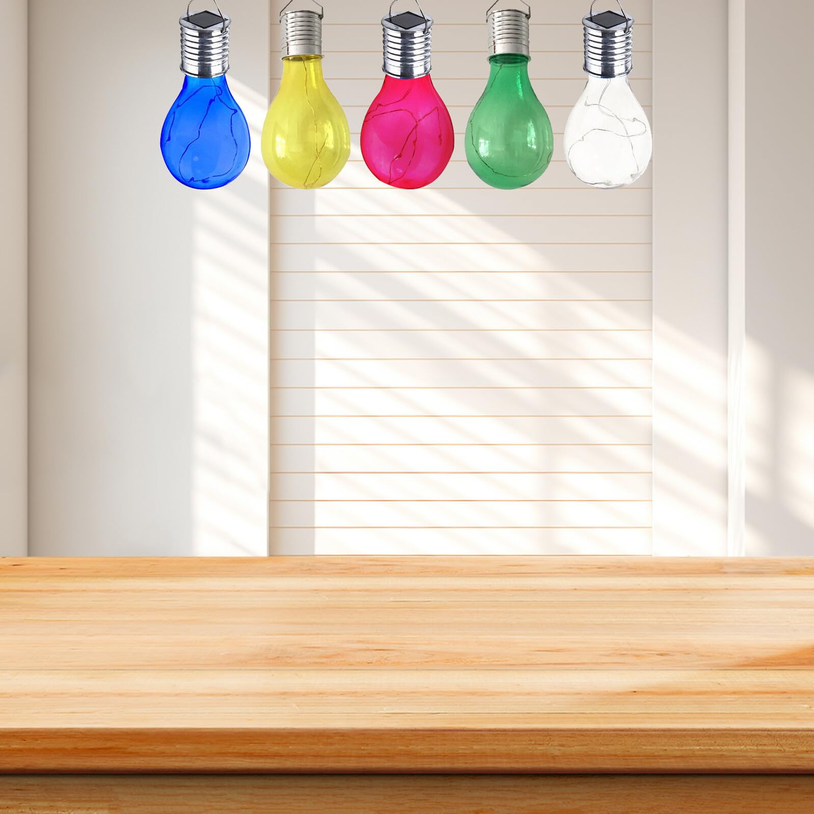 VALICLUD Lampadine Solari da Esterno LED Clip Impermeabili, Set da 5 Lampadine Sospese Colorate per Decorazioni Giardino, Illuminazione a Energia Solare per Feste e Ambienti Esterni