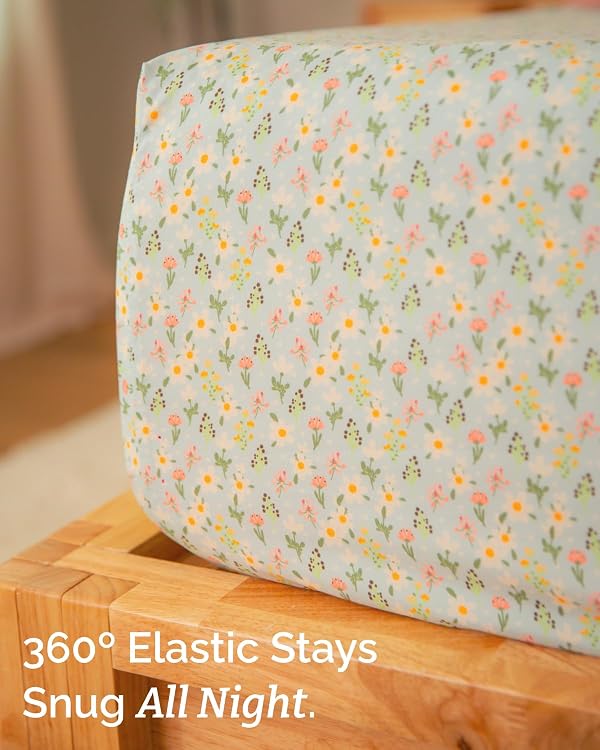 King 4 Piece Floral Sheet Set - Breathable & Cooling - Flower Confetti by CGK Unlimited - Used condition - Image 5