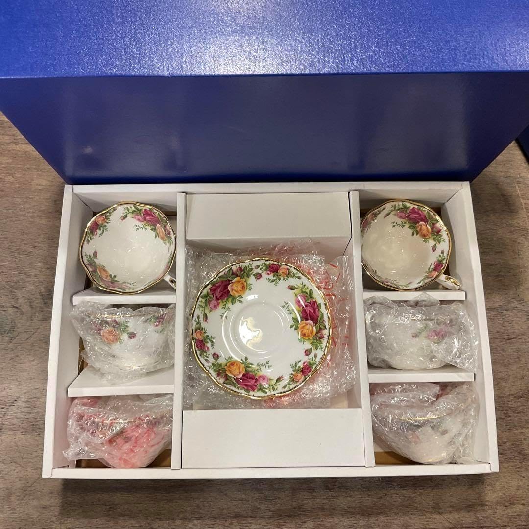 ノリタケ レースウッドゴールド カップ&ソーサー•ティーポット