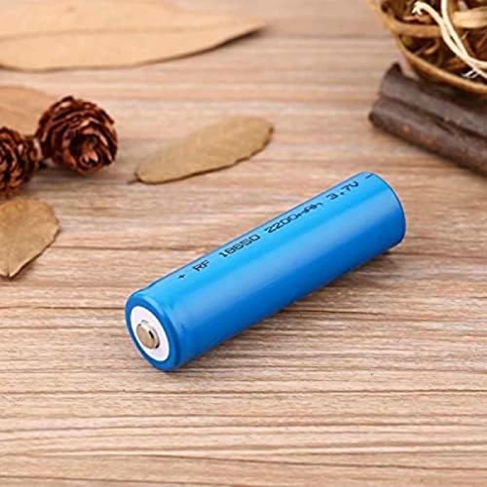 TLYA Batterie Ricaricabili Li-Ion 3.7V 2000mAh – 2 Pezzi, Per Luci Solari, Campanelli, Torce, Giocattoli – Sicure E Durevoli