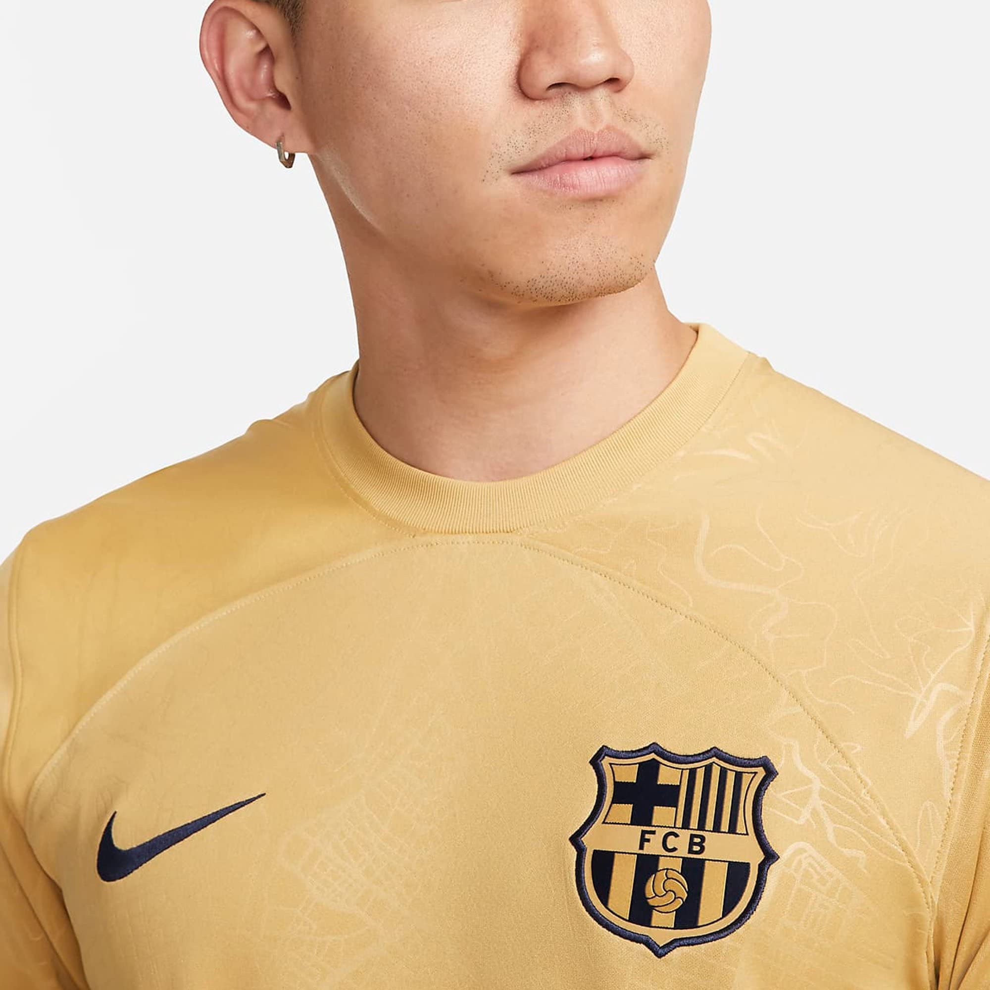 Amazon.com: Nike FC Barcelona 2022-2023 Men's Away Soccer Jersey