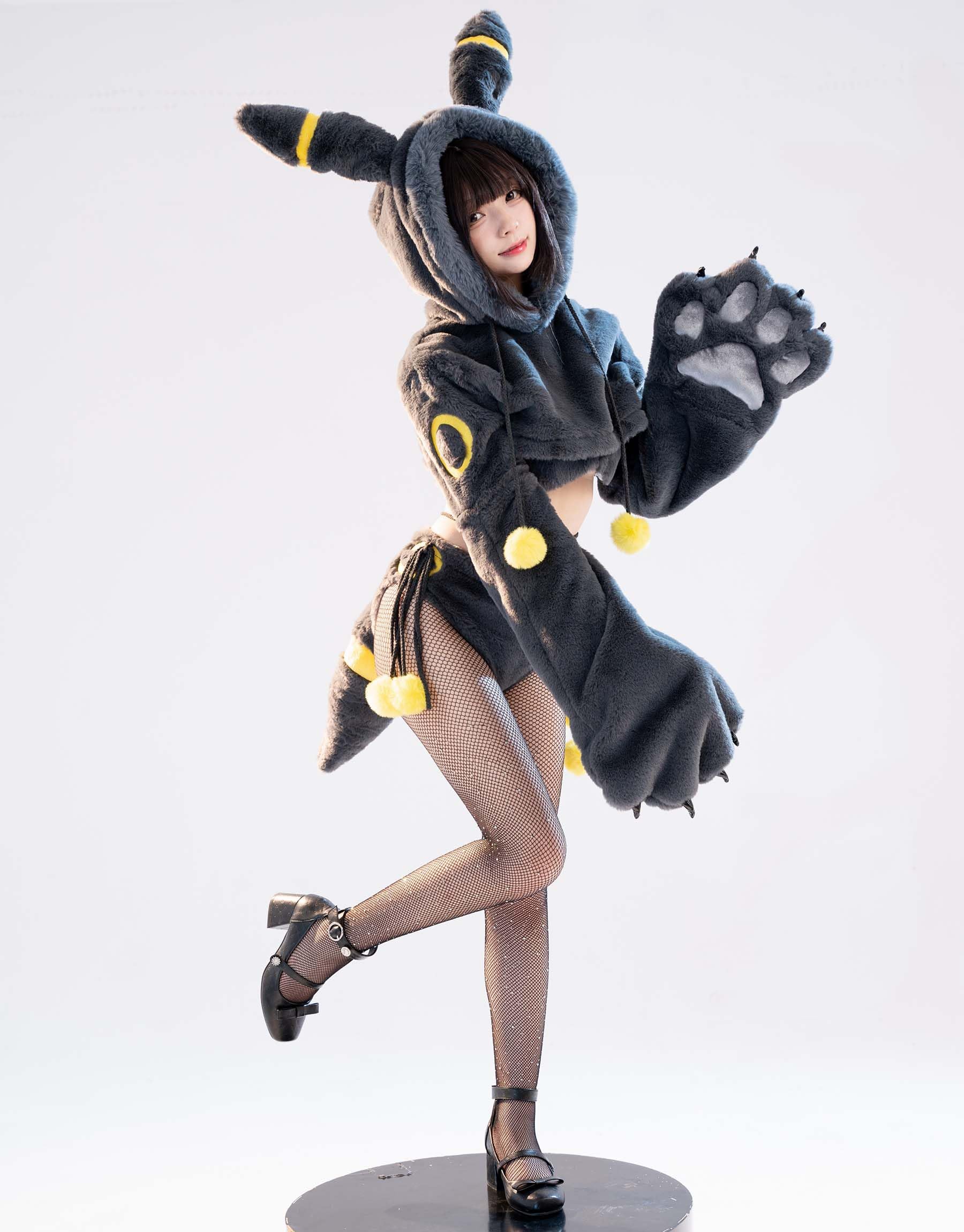 Mobbunny Anime Cosplay Lingerie Black Fluffy Paw Hoodie Lingerie Set for Women Fuzzy Bra and Panty Homewear with Tail: Medium Black