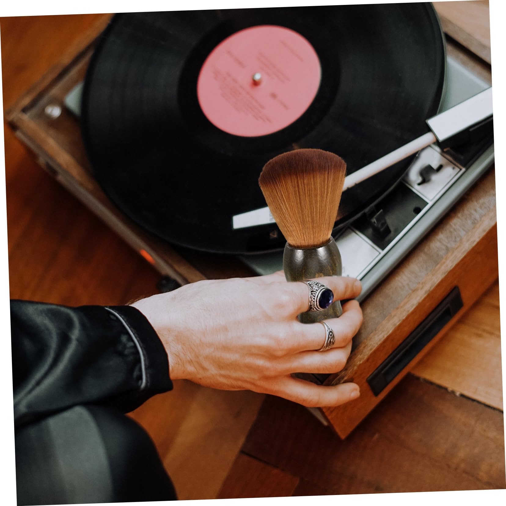 OUNONA Wooden Static Record Cleaning Brush Portable Vinyl Brush for Deep Cleaning Albums Efficient Head Design to Remove Dust and Dirt for Vinyl Records and Record