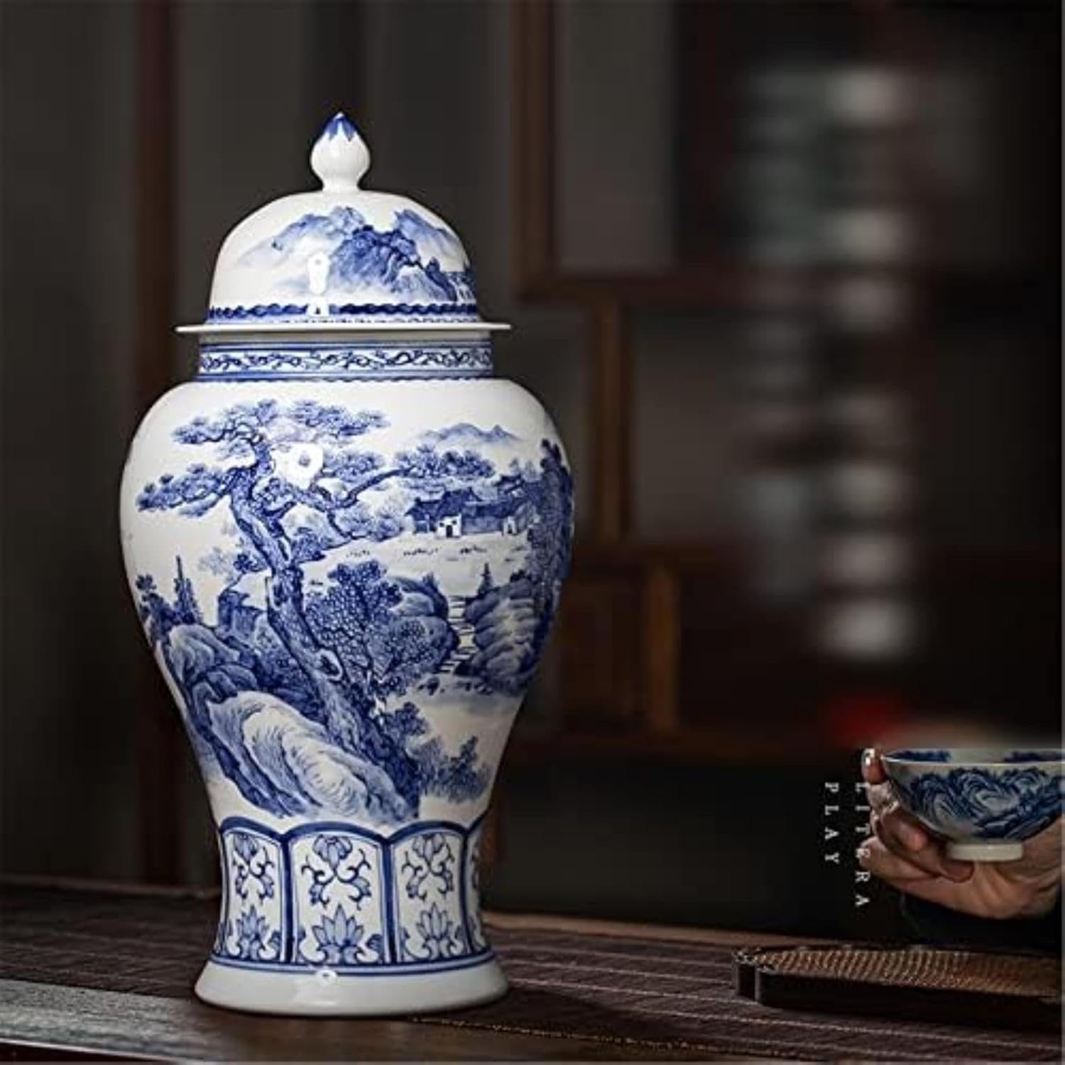XENITE Ceramic Jars,Tea Jar,Chinese Style Storage Jars,Blue and White Ginger Jars Ginger Jar Vase with Lid Temple Jar Decorative Jars for Home Decor (Color : White)
