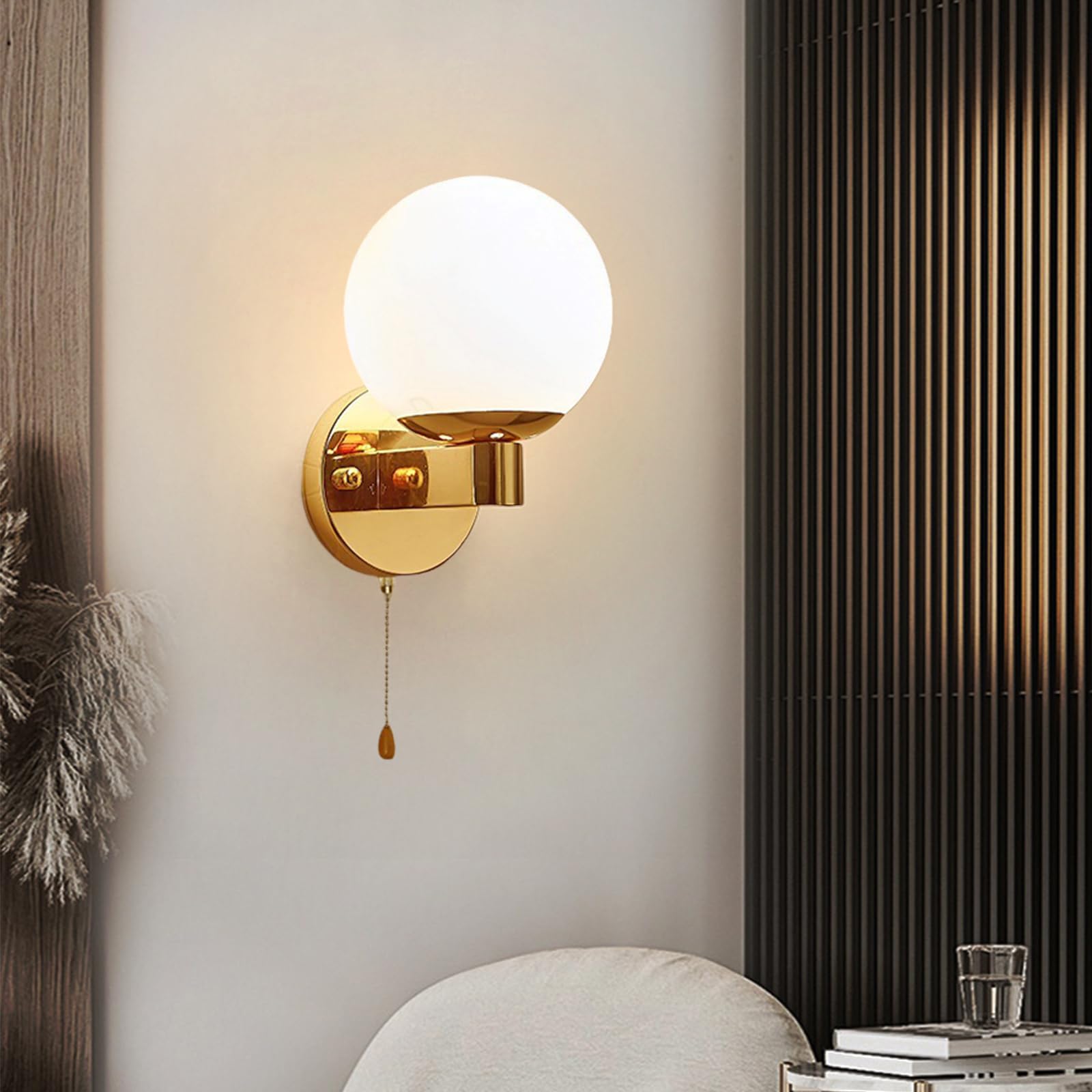 Aplique Pared de Bola con Interruptor de Tracción, E27, Luz Cálida | Lámpara Pared de Vidrio Esmerilado, Luz Interior, Manejo Sencillo, Decoración para Dormitorio, Salón, Pasillo-Dorado