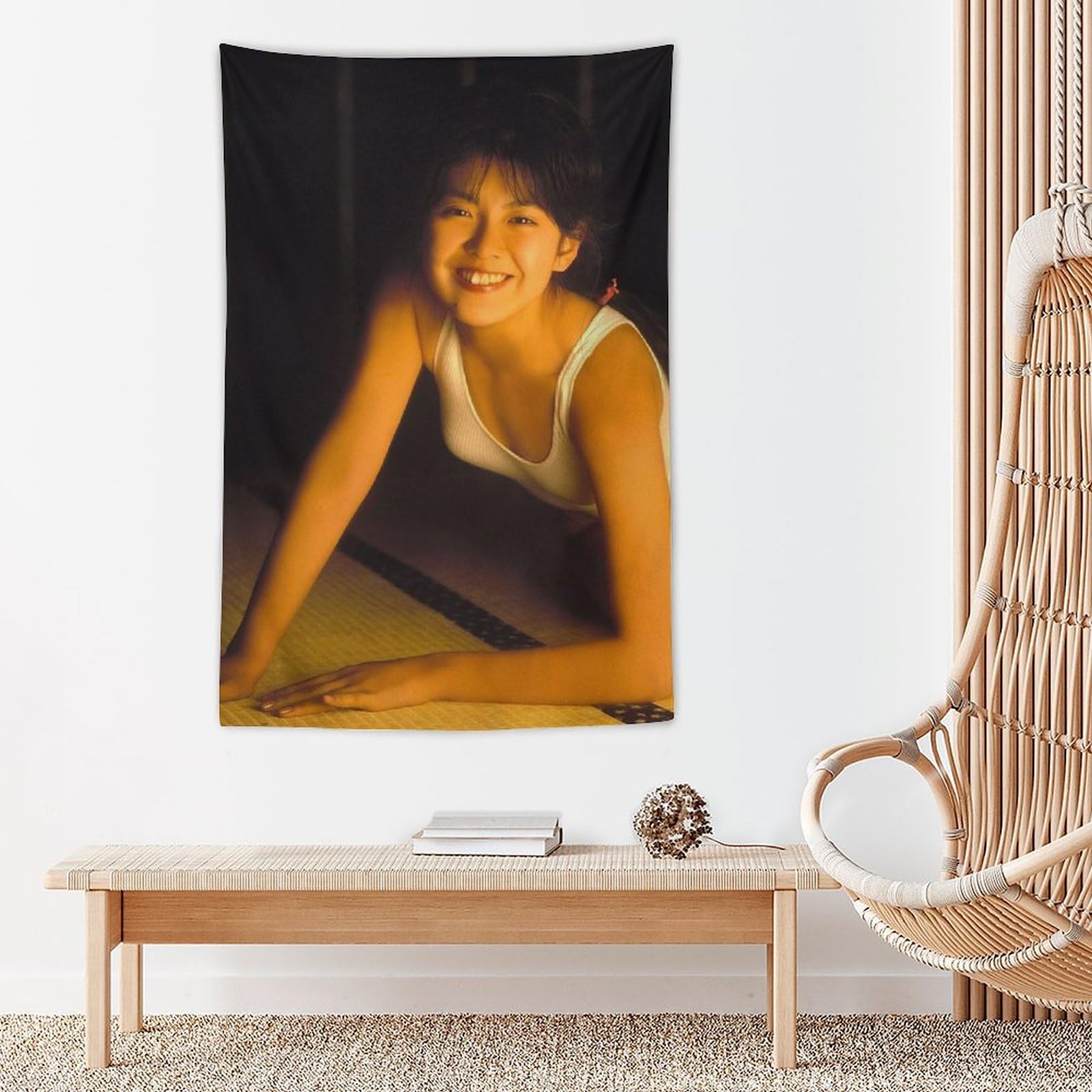 南野陽子　タペストリー Amazon.co.jp: 南野陽子 (83) タペストリー、絵画、ポスター、壁紙