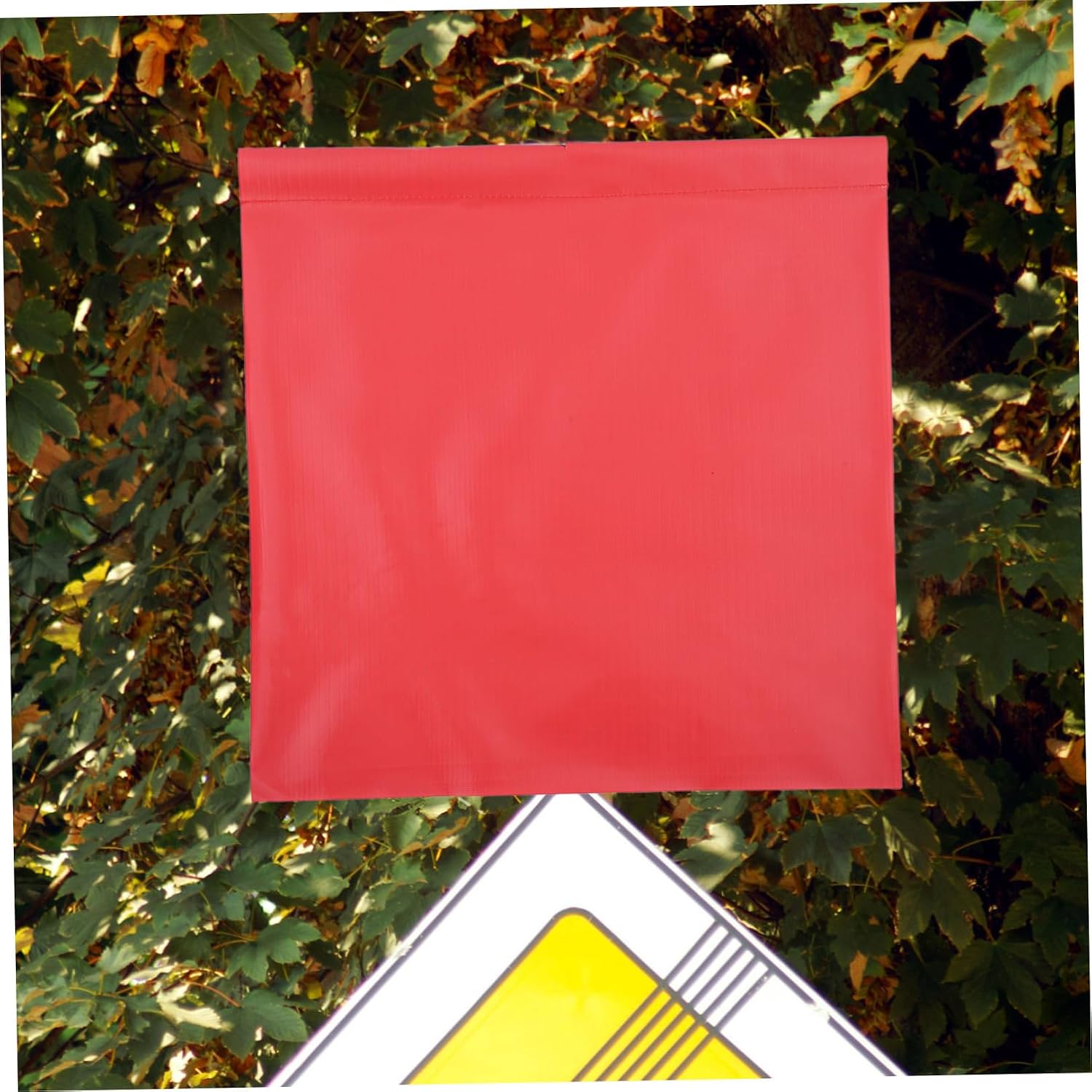 Alipis 4pcs Red Safety Flags for Trucks with Wire Loop, High Visibility Pvc Warning Flags for Truck Loads and Trailer Oversize Load, Quick Installation for Emergency and Temporary Warning