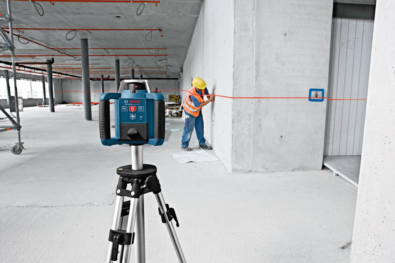 Bosch Professional Laser Rotatif GRL 300 HV (Laser Rouge, Cellule de Réception LR 1 avec support, Portée : jusqu'à 300 m (Diamètre), piles (2xD, 1x9V), Chargeur, dans L-Boxx)