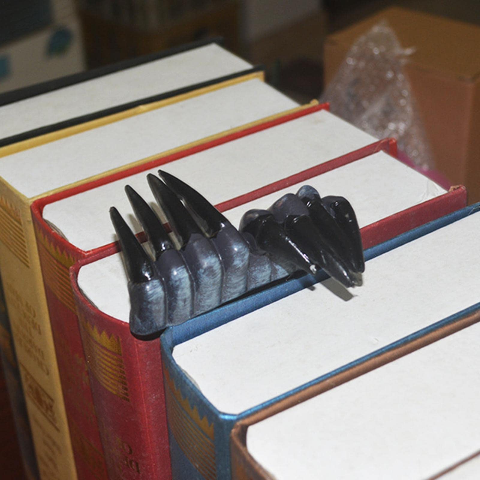Segnalibro Gotico A Mano Di Demone – In Resina 9x9x12 Cm, Per Lettori E Amanti Dell'horror, Regalo Di Halloween