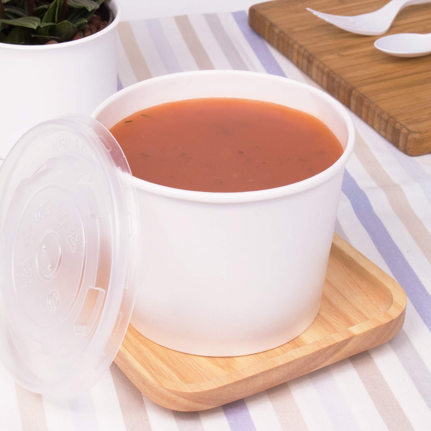 Karat [16oz - 1000 ct] Paper Soup Bowls for Hot/ Cold Food - Ideal for Soup, NoodIes, Pasta and Snacks - White (C-KDP16W)