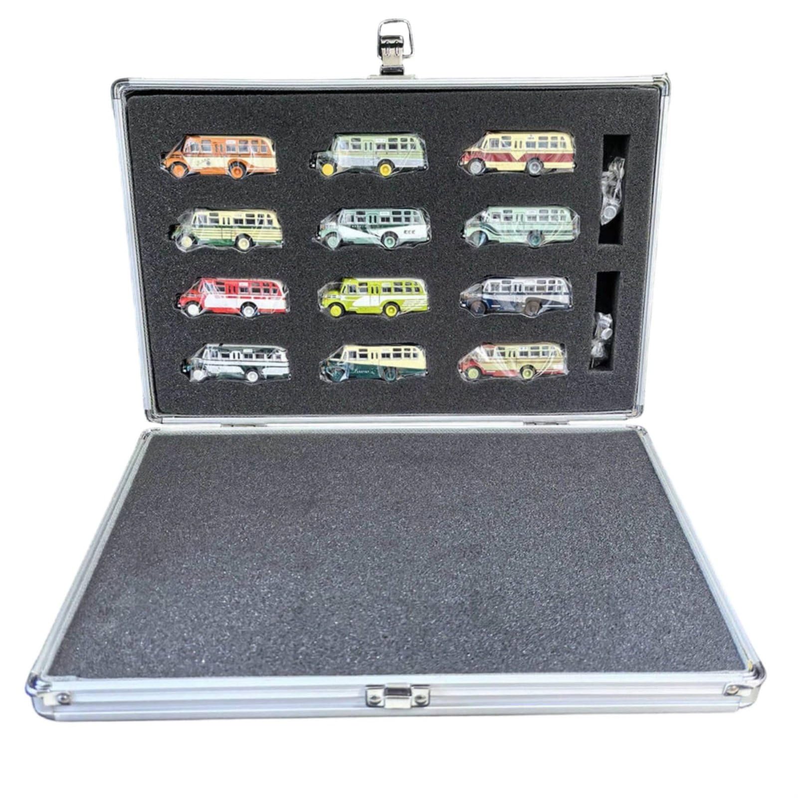 Milageto 12 Pezzi Modello Autobus in Lega Collezionabile Veicolo in Miniatura Diecast con Custodia in Alluminio Imbottita Adatto per Esposizione Scaffale Ufficio Collezione