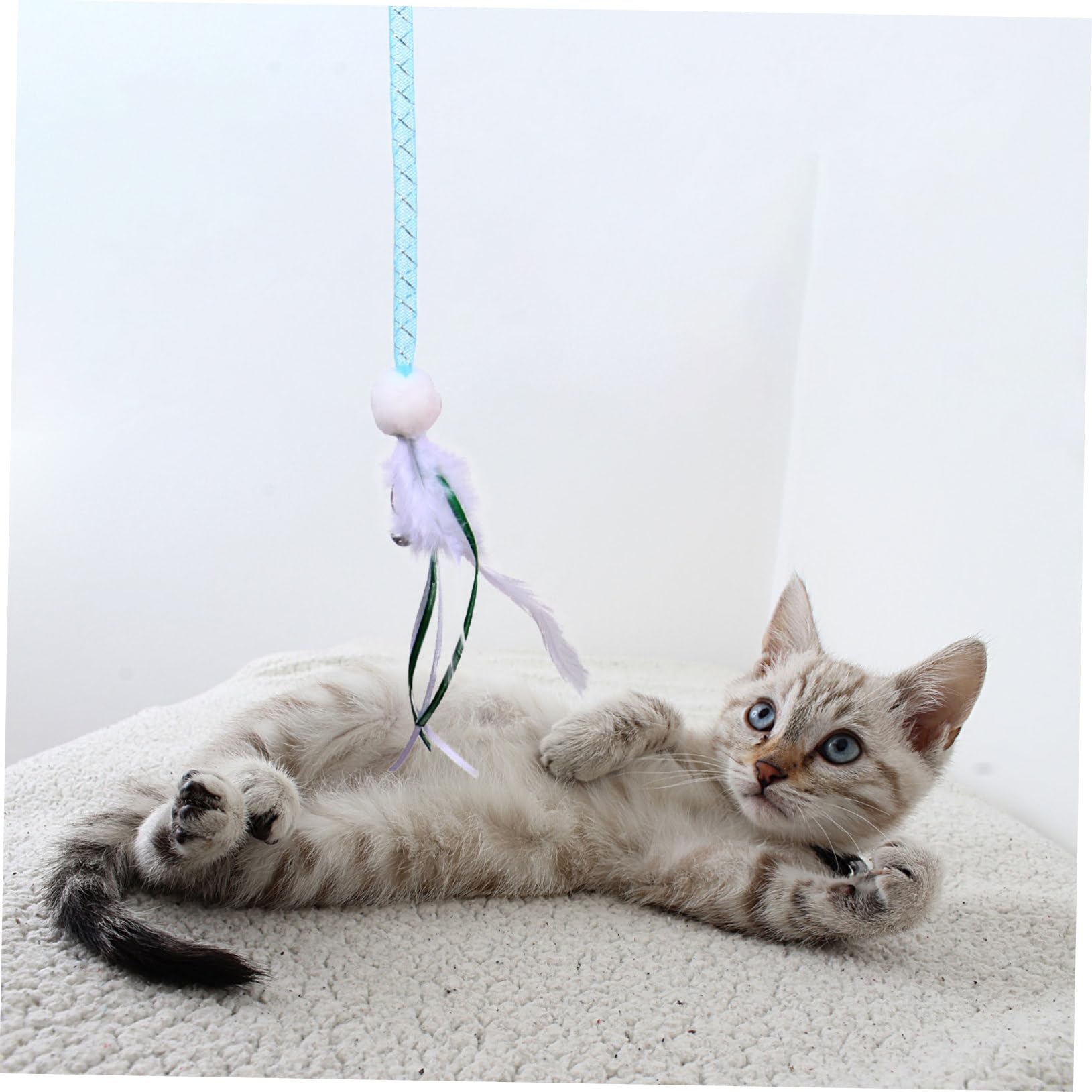 HANABASS 9 Pièces Jouets Interactifs pour Chat Noël avec Herbe à Chat et Cloche Peluche Durable et Rétractable pour Amusement Intérieur