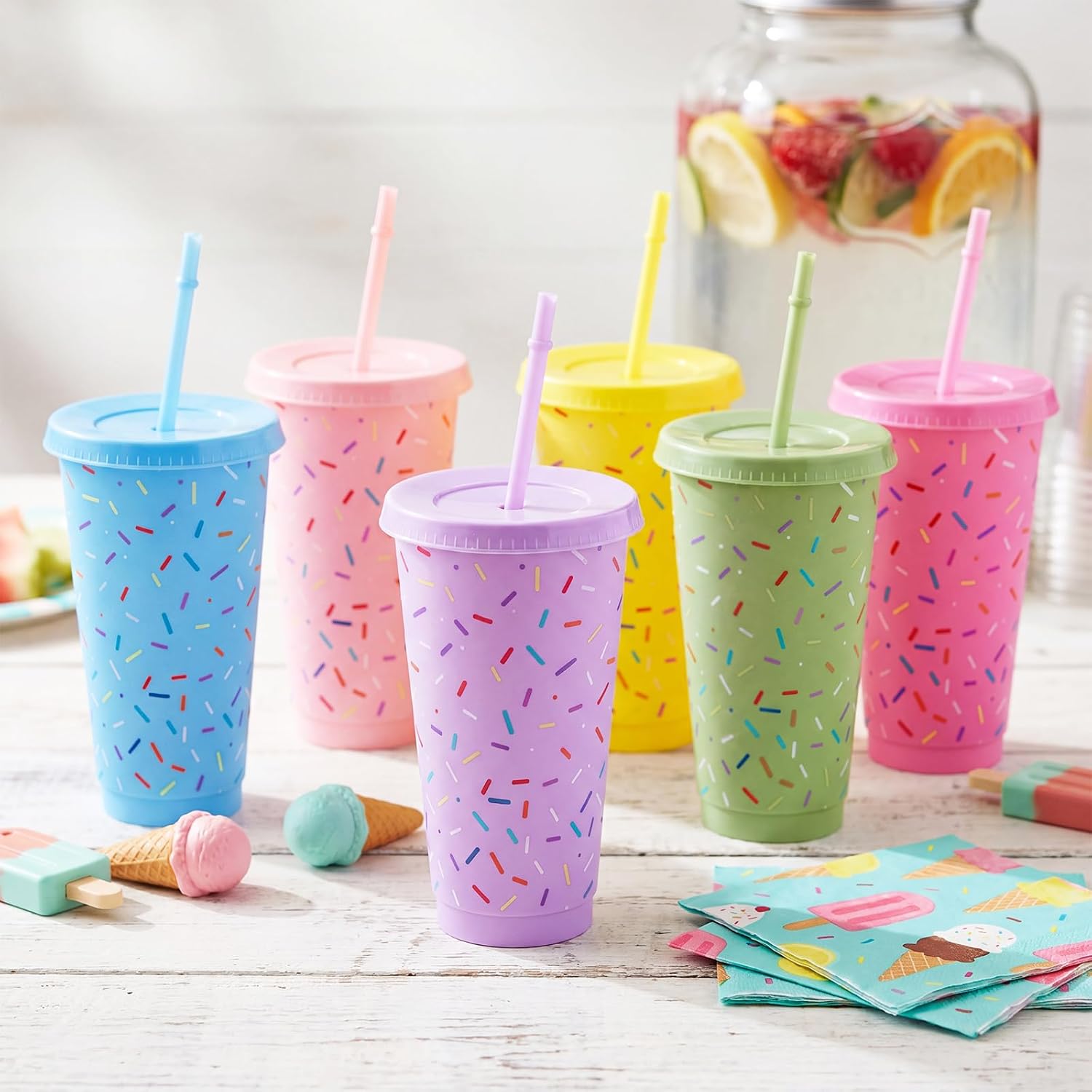 Hushee 24 Pcs Sprinkle Cups 24oz Reusable Plastic Confetti Donut Sprinkles Party Tumblers with Lid and Straws Party Supplies for Sweet Birthday Wedding Baby Shower Decorations