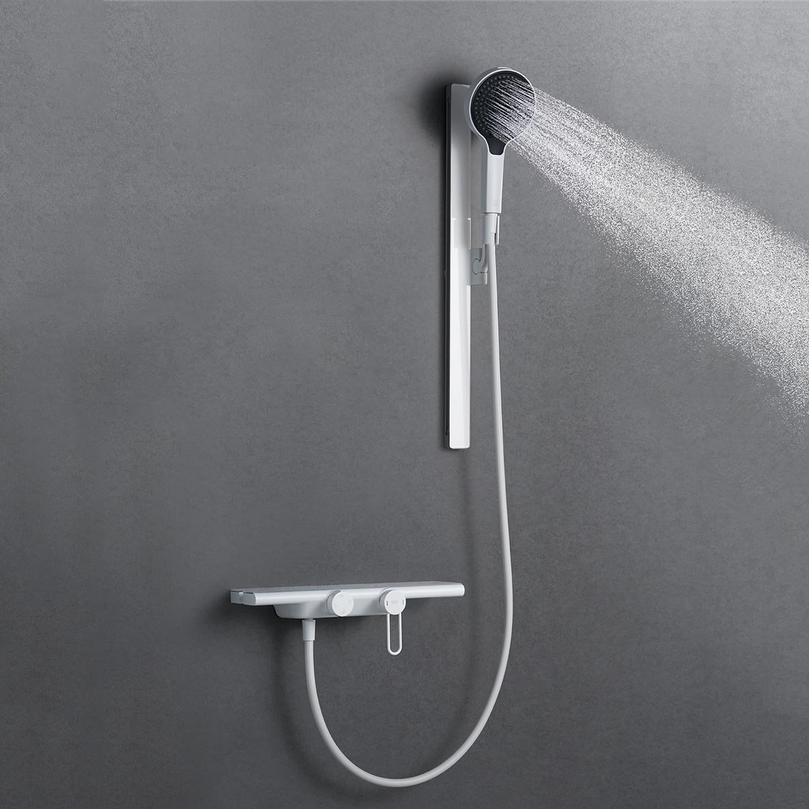 Robinetterie de baignoire cascade blanche en cuivre épuré avec douchette