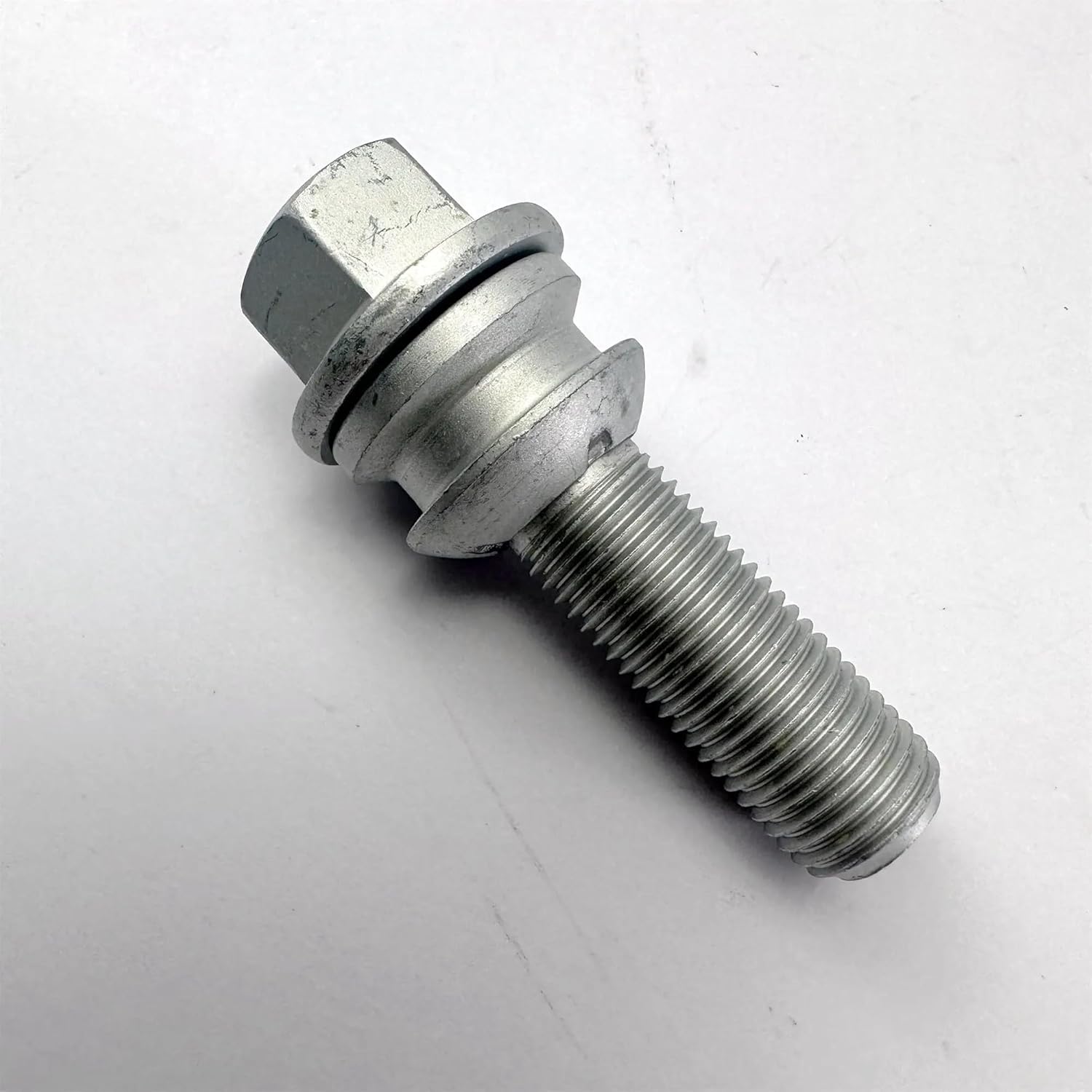 Lug Bolts Compatible with Amarok for Touareg for Cayenne Wheel Screws Alloy Fasteners OE Wht001693 Wht002529
