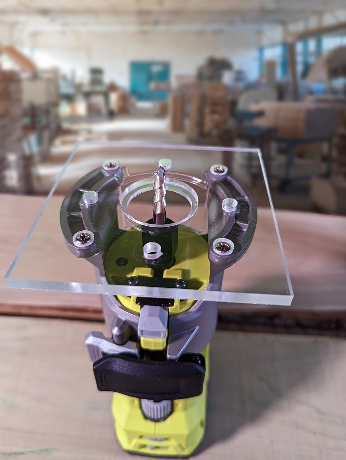 1/4" thick plexiglass base plate for Ryobi one+ PCL424B and Rigid R860443 routers with a recess for bushings. (4" square)