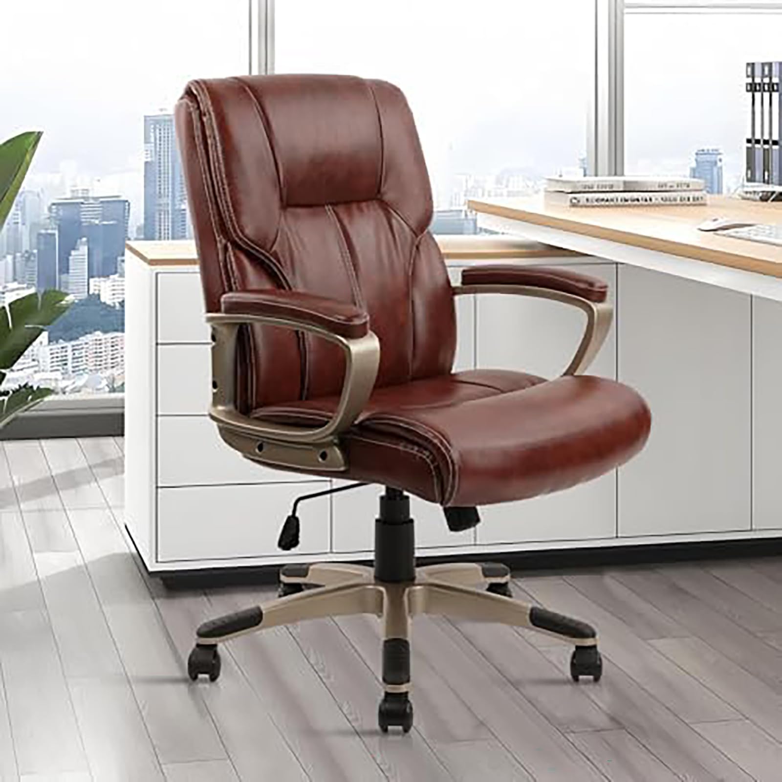 CLATINA Chefsessel Hohe Rückenlehne PU Leder Bürostuhl mit Rollen Armlehnen Ergonomische Lendenstütze Höhenverstellbar 360° Drehbarer Schreibtischstuhl für Konferenzraum Homeoffice Braun