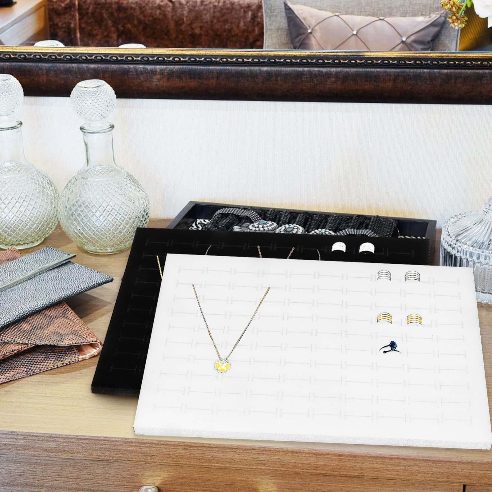 Porte Bijoux - Présentoir Boucles D'oreilles - 33x30 Cm Bambou - Suédine Beige X1 - Perles & Co