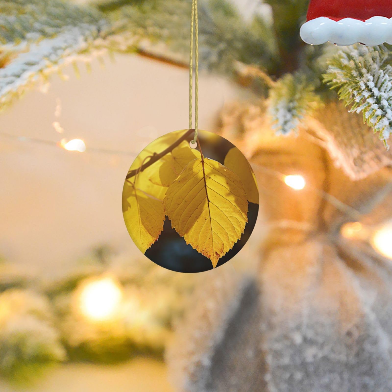 Christmas Ornaments for Christmas Tree Decoration Ceramic Hanging Yellow Leaves Ornament with Gold Ribbon Crafts Round Pendant for Keepsake Gifts Glass Xmas Decor Party Supplies