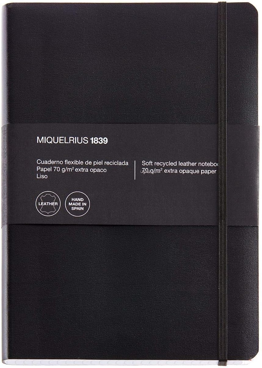 Basicos Mr 10404 Flexible Skin Notebook 4th 300 Sheets, Horizontal with Rubber, Black