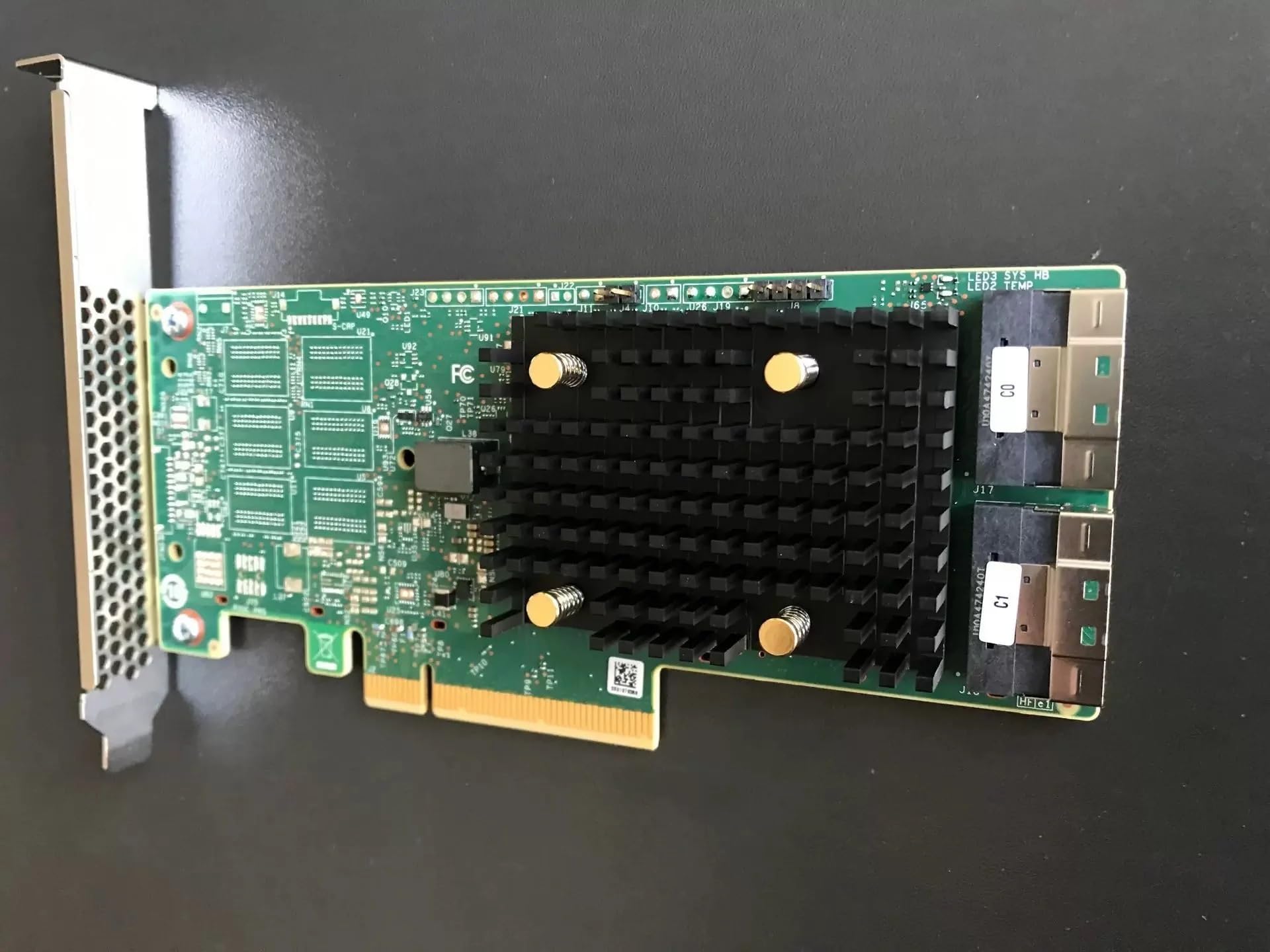 Dispositivi Sas/Sata Scheda controller raid adattatore di archiviazione Tri-Mode Pcie 4.0 9500-16i