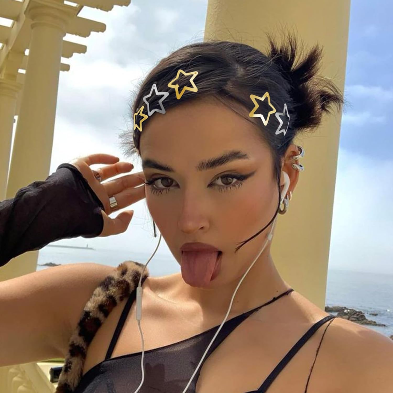 Star Hair Clips 2000s Y2K Snap Hair Barrettes Non Slip Star Hair Accessories Gold Silver Metal Hair Clips for Girls Women -30 PCS 1.18" - Image 3