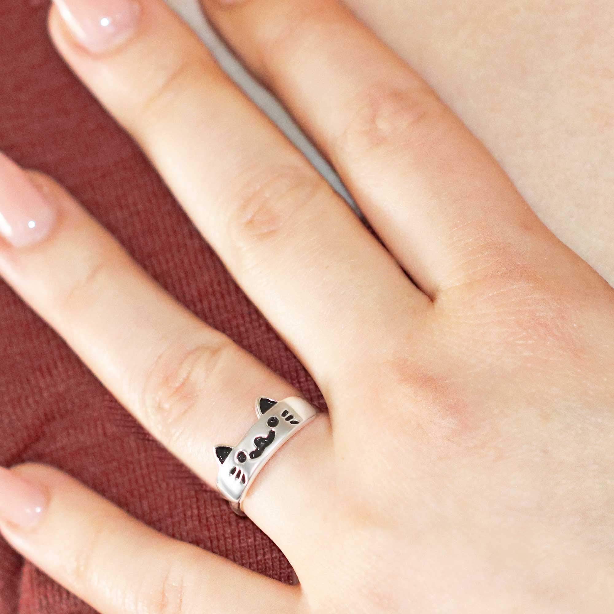 Clever Schmuck Bague en argent sterling 925, avec un motif de visage de chat amusant et en partie noir laqué, brillant, dimension universelle ajustable, pour enfants : filles, dans un étui rose