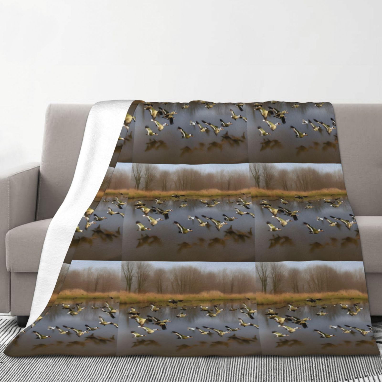 Couverture en flanelle imprimée de canards sauvages - 177,8 x 203,2 cm - Confortable et chaude - Pour l'hiver - Pour camping ou voyage
