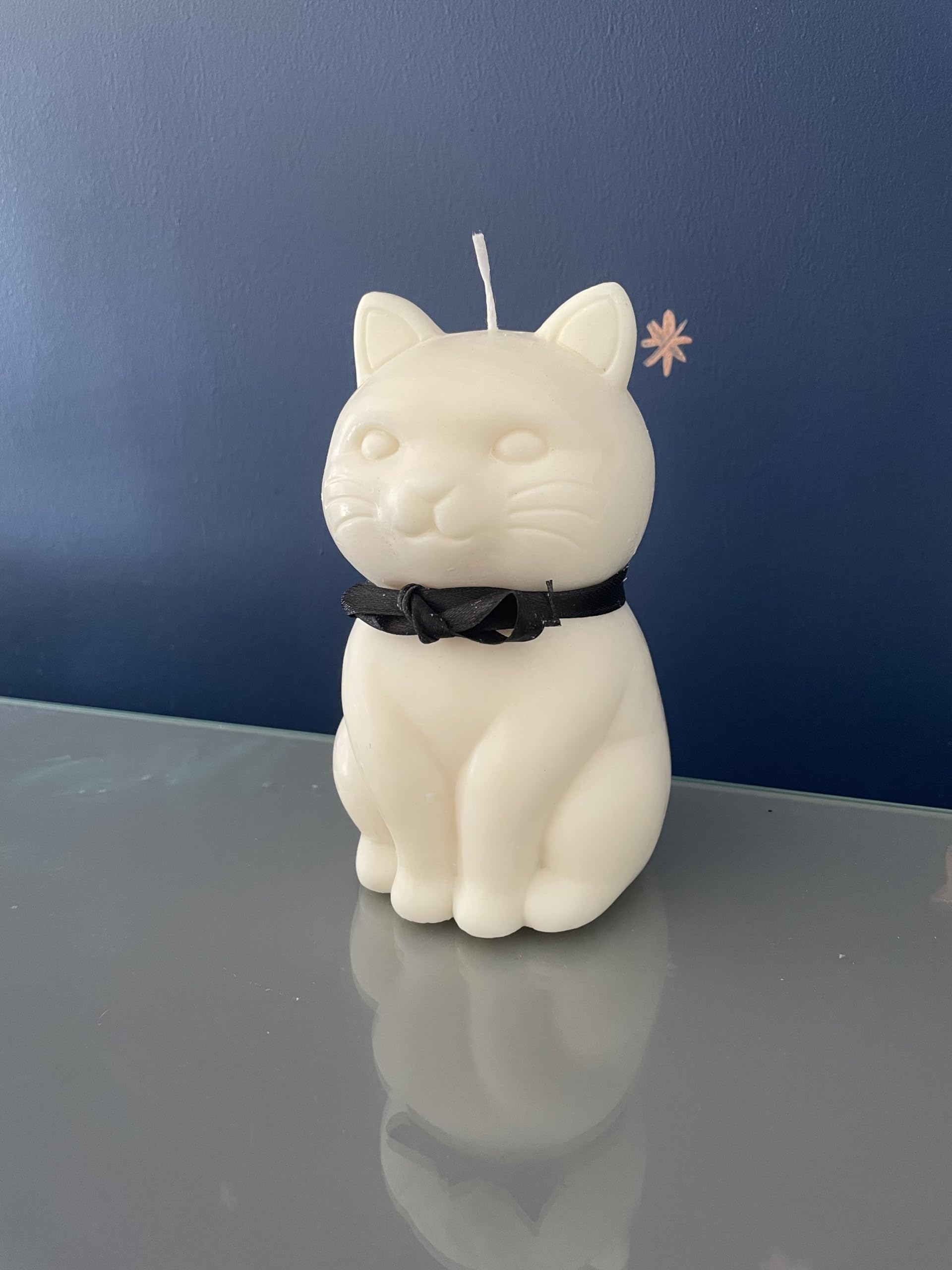 Cute Cat Kitty Lover Sculpture Unusual Soy Wax Candle Fragranced (Sandalwood)