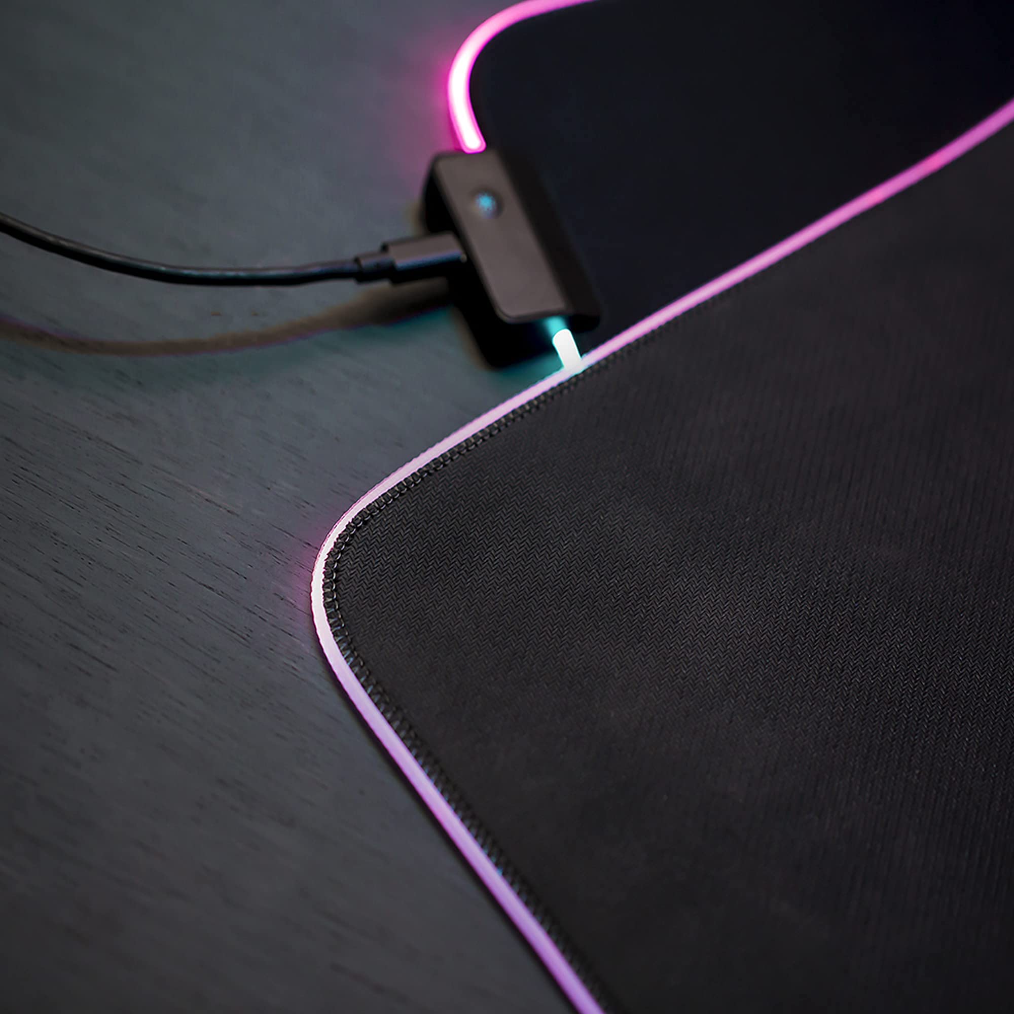 Noua Matrix 800 Tappetino Mouse Gaming RGB RAINBOW XXL 800 * 300 * 4 mm 14 Effetti Luce Mousepad Extra Grande Esteso Superficie Resistente all’Acqua con Base in Gomma Antiscivolo