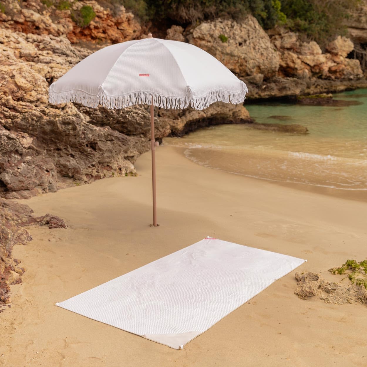 Flamingueo Sombrilla Playa, Piscina, Terraza Exterior, Protección UPF 50+, Altura y Orientación Regulable, Funda de Transporte, Poliéster, 210 x 180 cm