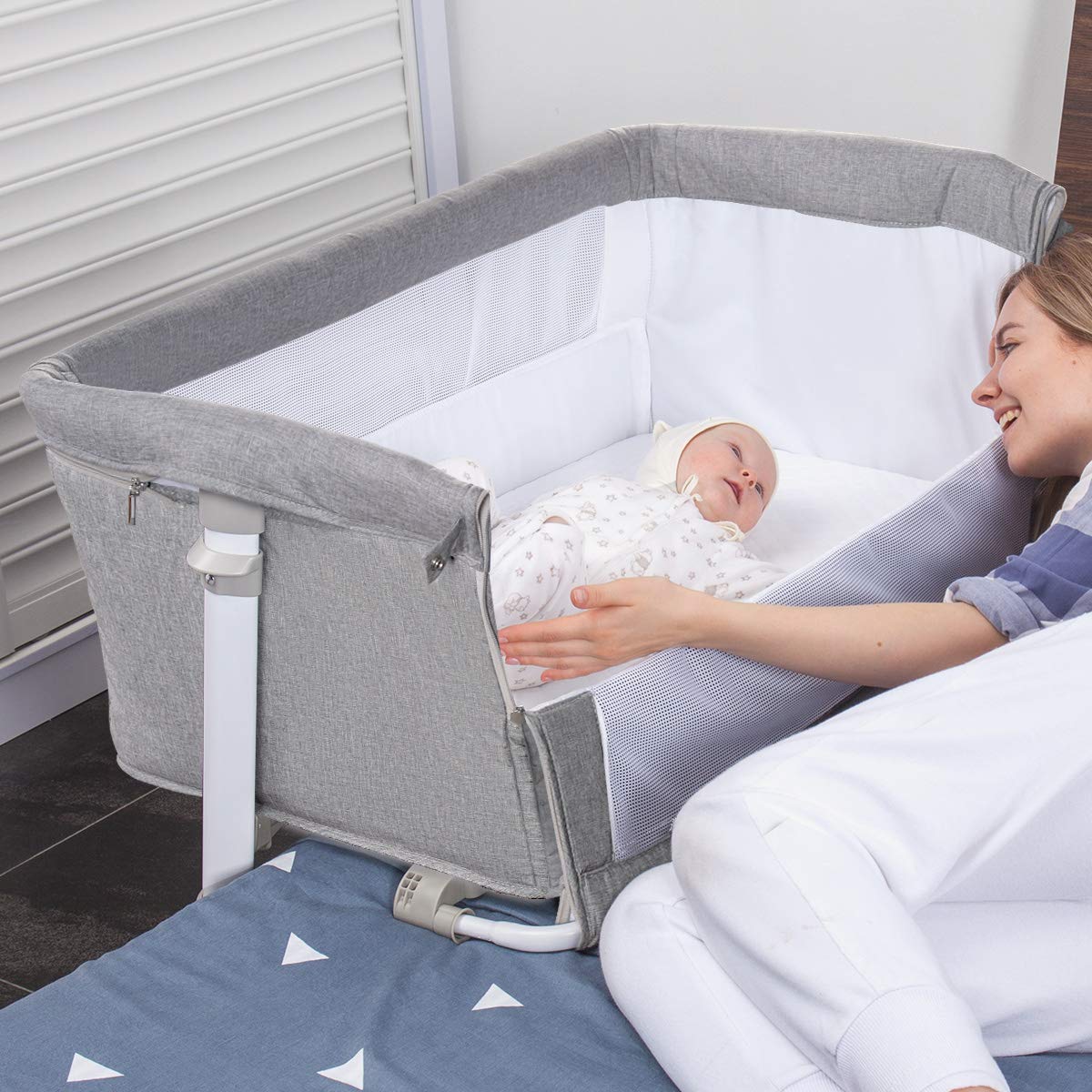 Baby Bassinet,RONBEI Bedside Sleeper,Baby Bed to Bed,Babies Crib Bed, Adjustable Portable Bed for Infant/Baby Boy/Baby Girl/Newborn (Light Grey)