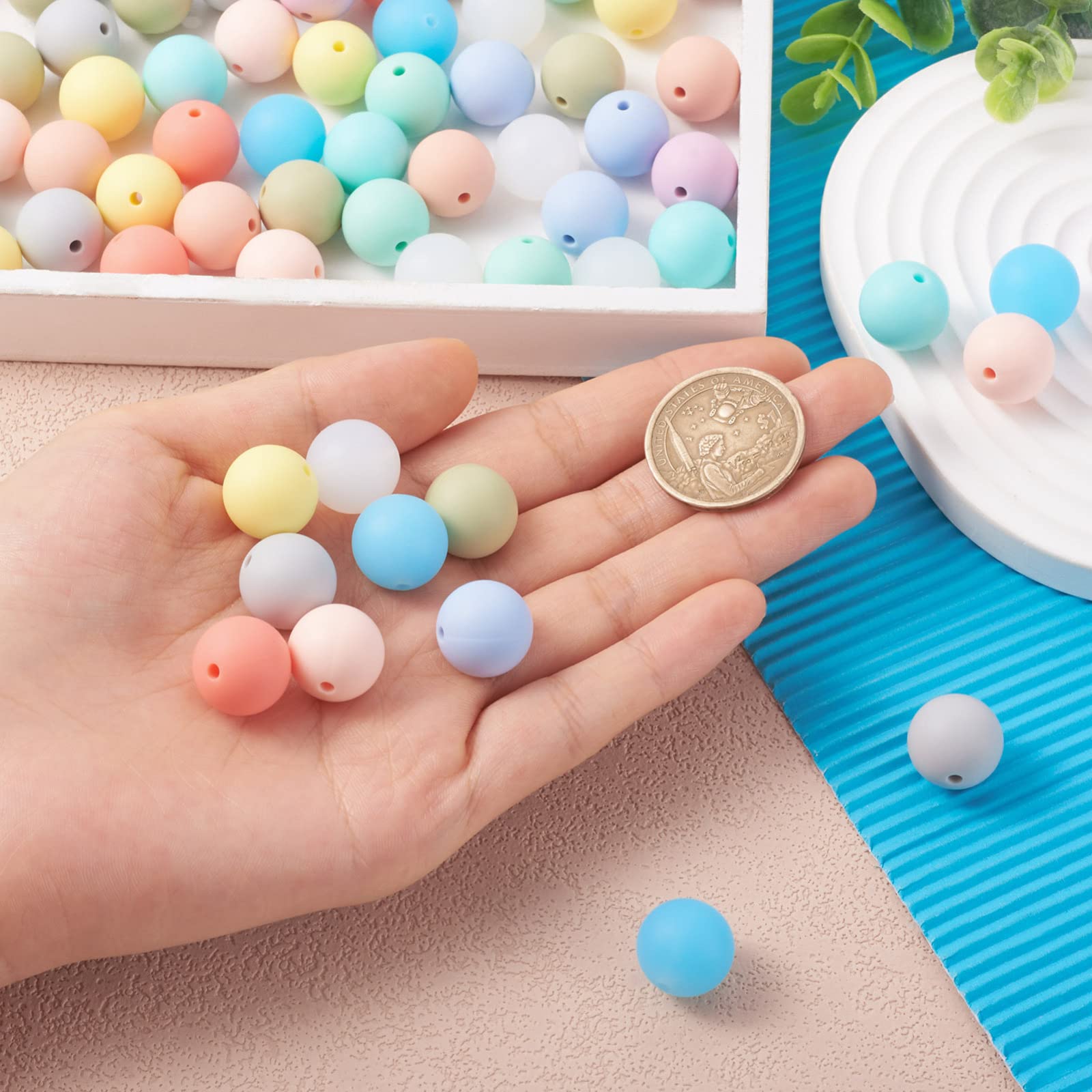 Amazon | 約120個/バッグ 15mm ラウンド シリコンビーズ キャンディー 