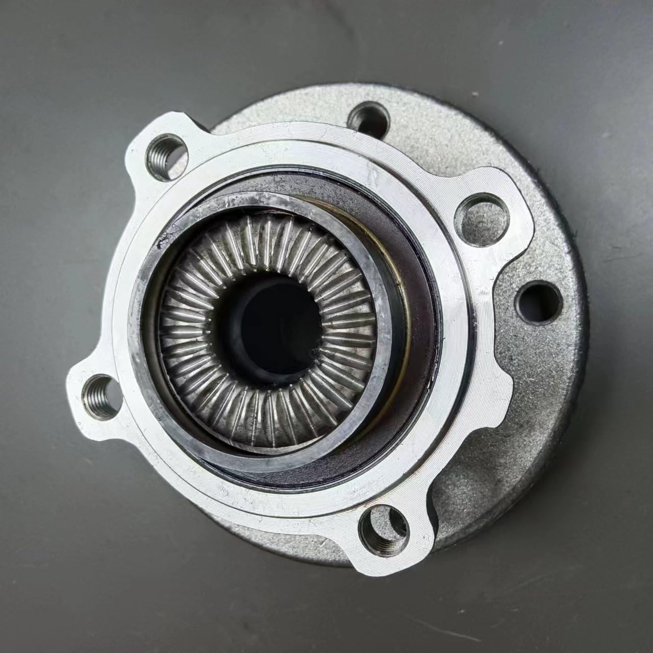 Amazon.com: AUTO-PALPAL FRONT WHEEL HUB BEARING 31206877562  