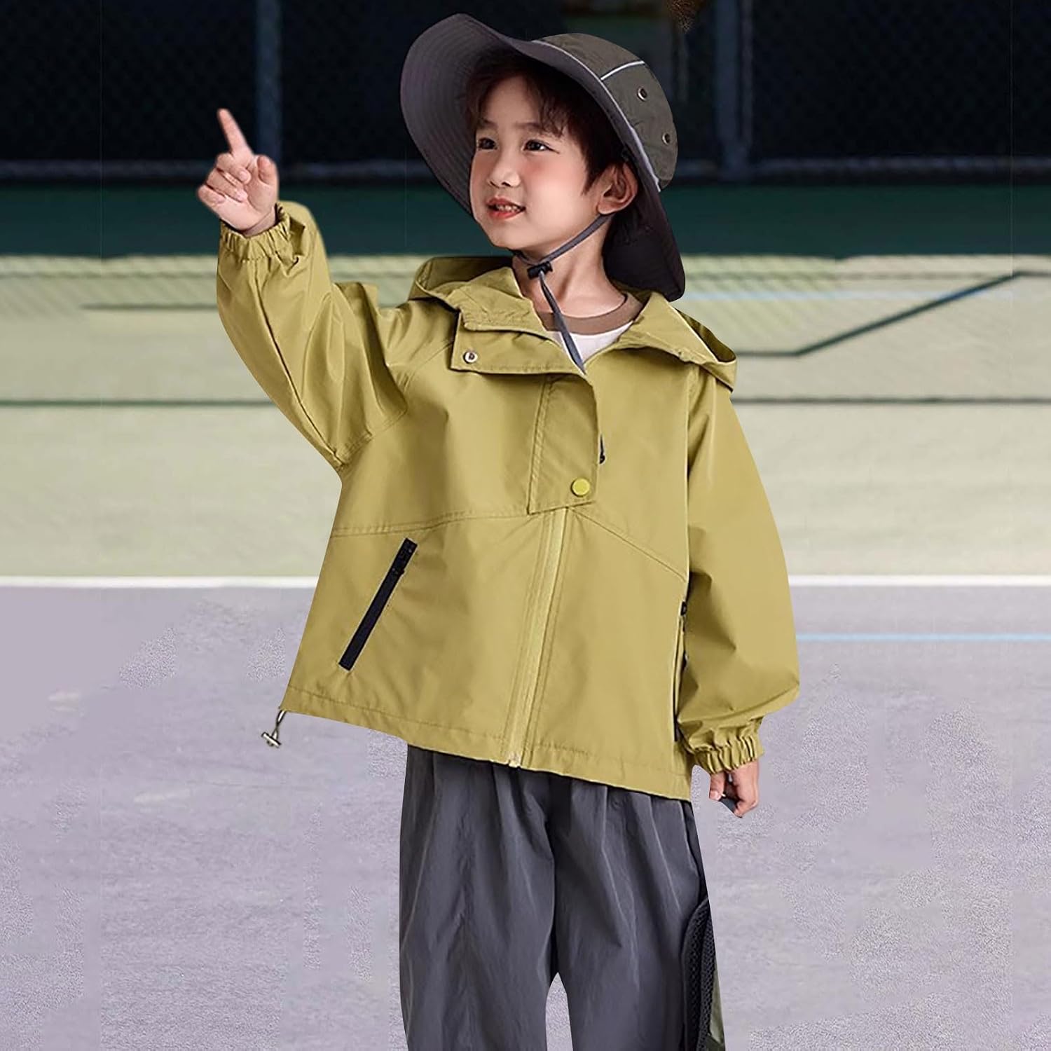 Boys Girls Hooded Windbreaker Kids Lightweight Water & Wind Resistant Full Zip Raincoat Outdoor Hiking Hoodies Outerwear Coat