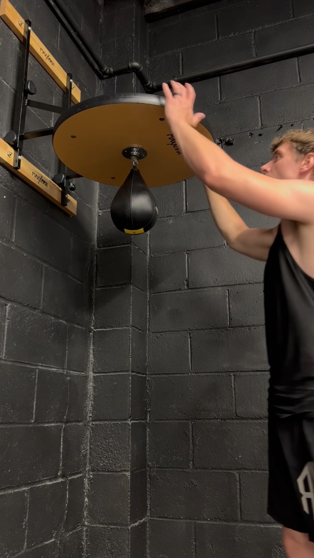 Amazon | MaxxMMA 高耐久 調節可能 スピードバッグ プラットフォーム