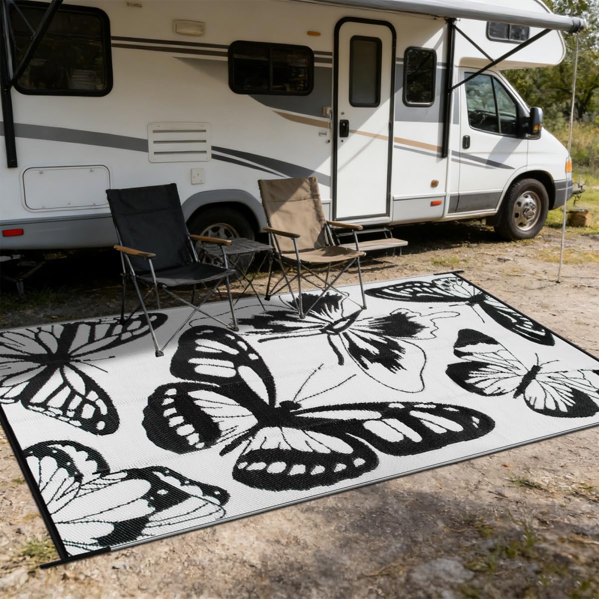 Hiseng Tapis d'extérieur Imperméable Terrasse Balcon, Motif Papillon Tapis de Sol Réversible en Plastique Résistant aux Intempéries aux UV pour Jardin, Camping, Pique-Nique (Noir Blanc,183x274cm)