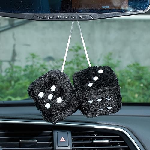 Miniatura 10 de 2.95 pulgadas, diseño retro de felpa para coche, con diseño de dados cuadrados para espejo retrovisor, accesorios para colgar, color rojo